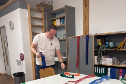 Gastdozent Roman Büchi zu Besuch in der Oberstufe